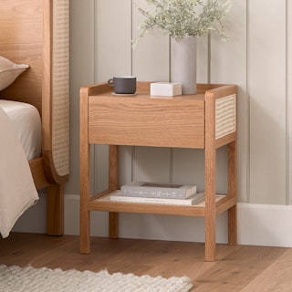 Candra 1-Drawer Nightstand - Oak