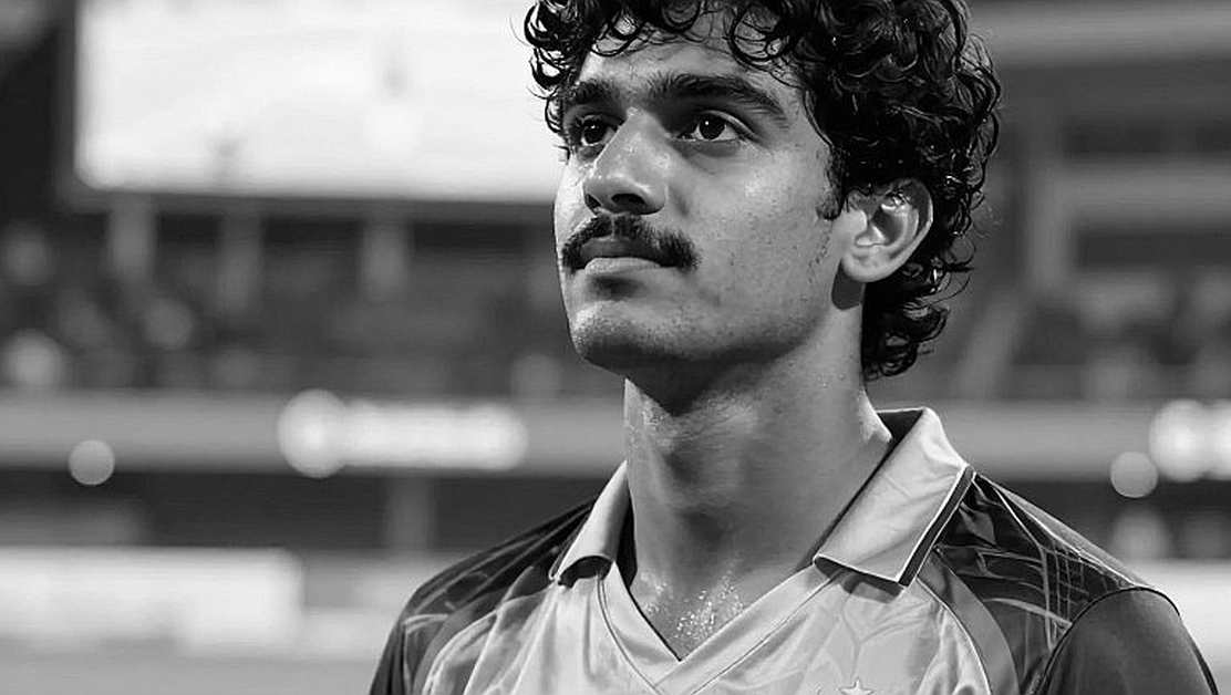 আম্পায়ার্স কল থেকে স্মার্ট রিপ্লে: ক্রিকেটের সিদ্ধান্ত-খাতা এখন কী বলছে