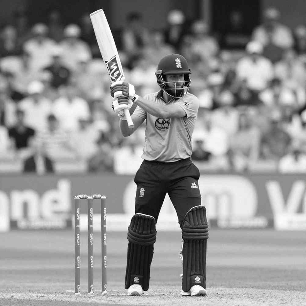 সনদ এসেছে, বাজার আসেনি: ঢাকার রিকশাচিত্রের ভাঙা মূল্য-শৃঙ্খল